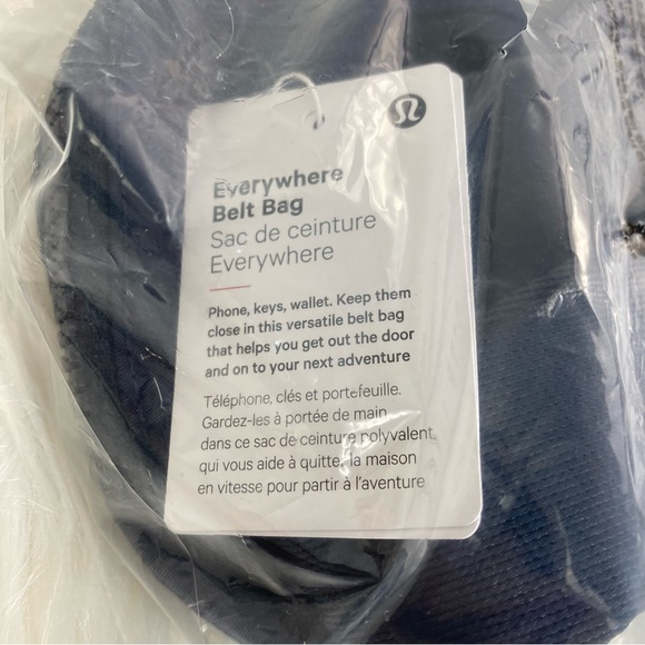 RARE Navy Blue Lululemon Everywhere Belt Bag *1L - Picture 6 of 6